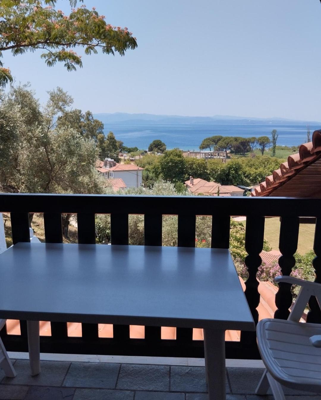Villa Frideriki 아기아 파라스케비 외부 사진