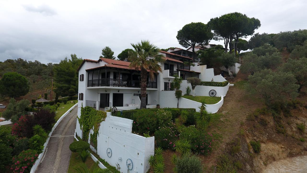 Villa Frideriki 아기아 파라스케비 외부 사진