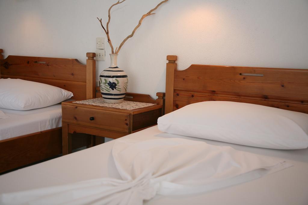Villa Frideriki 아기아 파라스케비 객실 사진